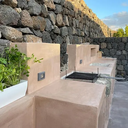 Dammuso Elisir Rosa - Jacuzzi E Giardino Privati